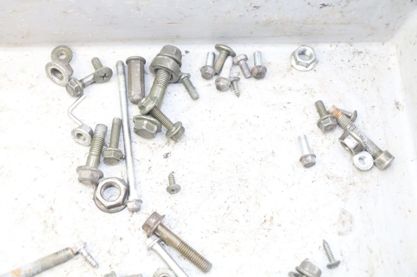 photo de WOREK ŚRUB I WKRĘTÓW TNT MOTOR ROMA 10' 4T 50 (2019 - 2022) - Zoom stanu zużycia