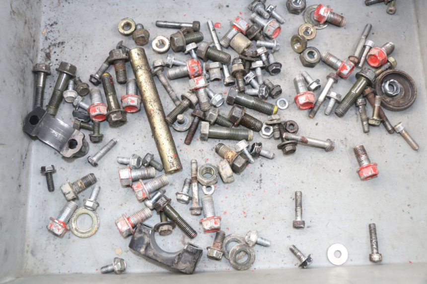 photo de WOREK ŚRUB I WKRĘTÓW ADLY RS SUPERSONIC 50 (2005 - 2010) - Szczegół części