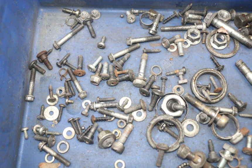 photo de WOREK ŚRUB I WKRĘTÓW GILERA RUNNER LC 50 (1997 - 1998) - Szczegół części