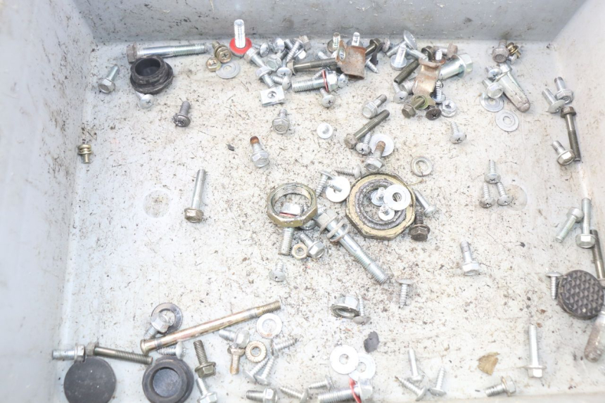 photo de WOREK ŚRUB I WKRĘTÓW JM MOTORS SANTANA 50 (2014 - 2023) - Szczegół części