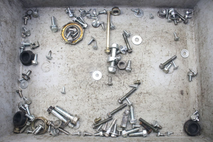 photo de WOREK ŚRUB I WKRĘTÓW JM MOTORS SANTANA 50 (2014 - 2023) - Widok główny