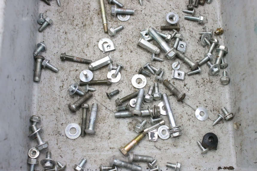 photo de WOREK ŚRUB I WKRĘTÓW JM MOTORS SANTANA 50 (2014 - 2023) - Zoom stanu zużycia