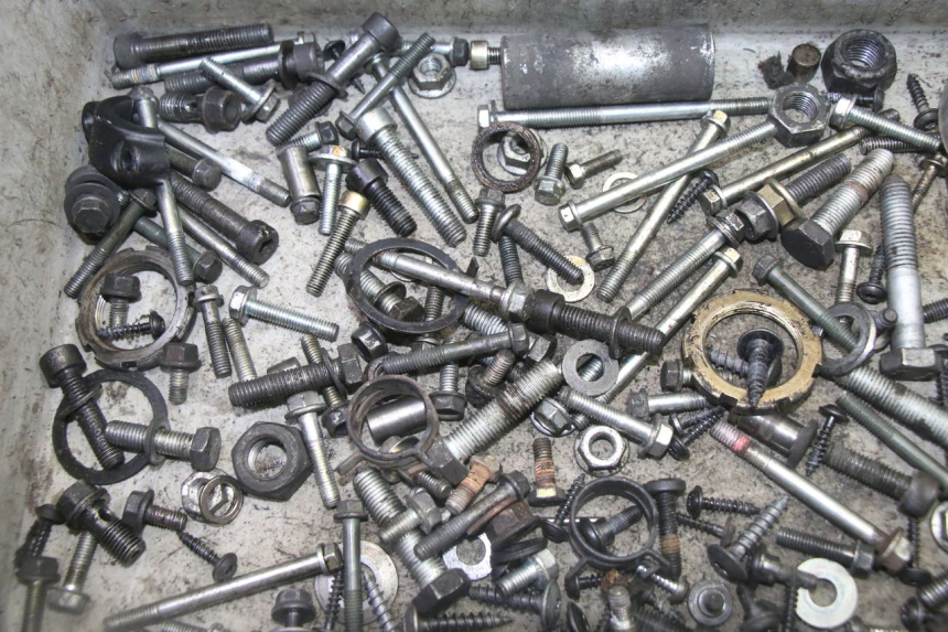 photo de WOREK ŚRUB I ŚRUBEK PEUGEOT SATELIS 125 (2013 - 2018) - Szczegół części