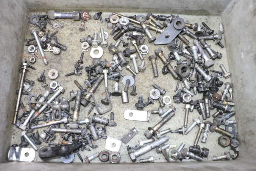 photo de WOREK ŚRUB I WKRĘTÓW PEUGEOT SATELIS 125 (2010 - 2012) - Widok główny