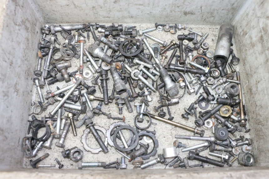 photo de WOREK ŚRUB I ŚRUBEK PEUGEOT SATELIS 125 (2013 - 2018) - Widok główny