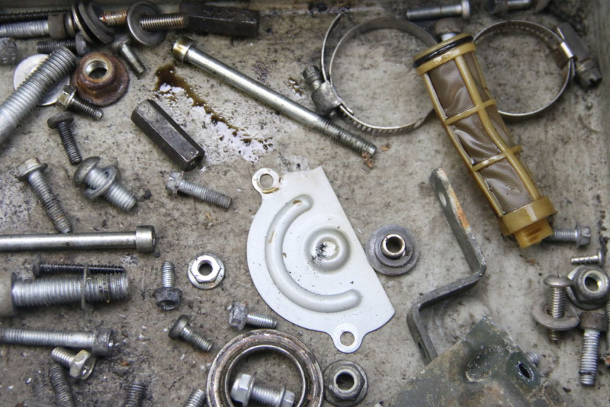 photo de WOREK ŚRUB I WKRĘTÓW APRILIA SCARABEO 4T 50 (2009 - 2017) - Inny kąt widzenia