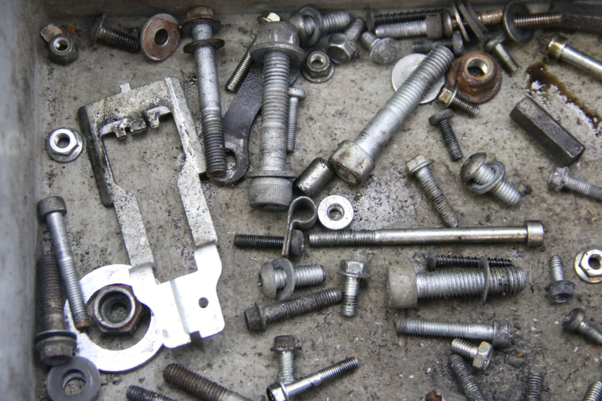 photo de WOREK ŚRUB I WKRĘTÓW APRILIA SCARABEO 4T 50 (2009 - 2017) - Zbliżenie techniczne