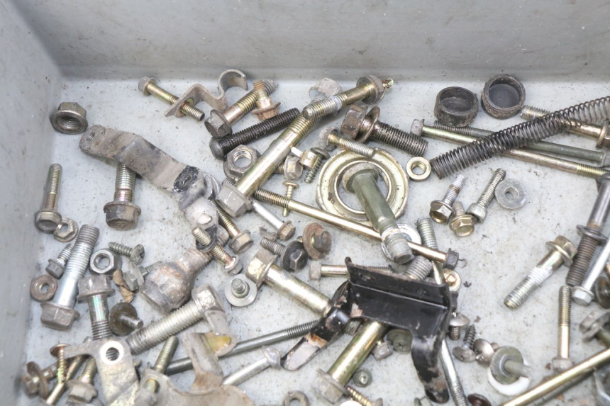 photo de WOREK ŚRUB I ŚRUBEK KYMCO SENTO 50 (2008 - 2013) - Inny kąt widzenia