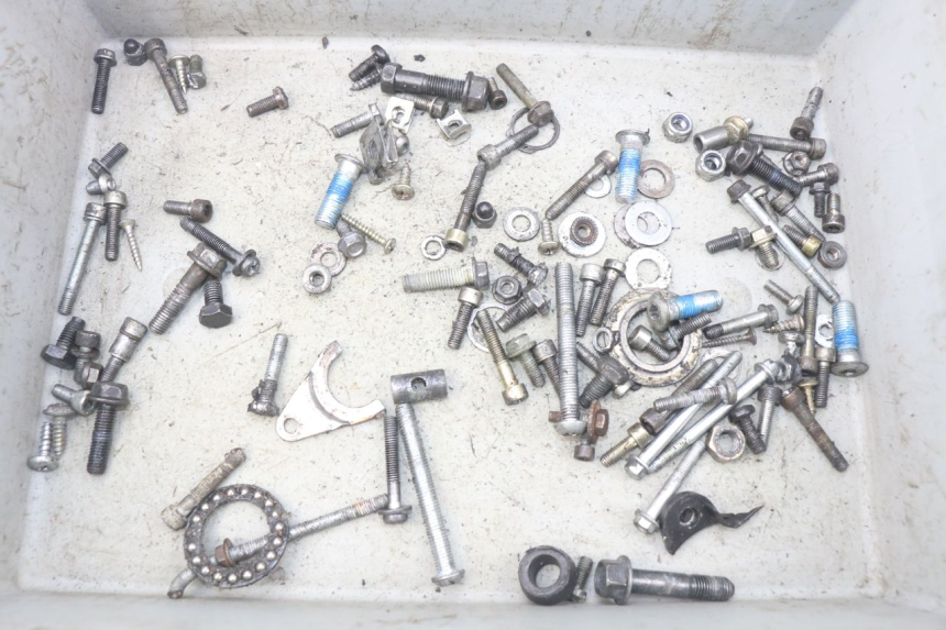 photo de WOREK ŚRUB I ŚRUBEK YAMAHA SLIDER NAKED 50 (2004 - 2018) - Widok główny