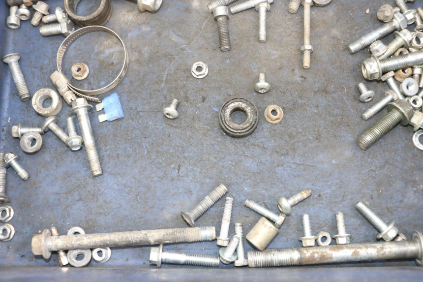 photo de WOREK ŚRUB I ŚRUBEK SMALL MX THUNDER 250 - Zoom stanu zużycia