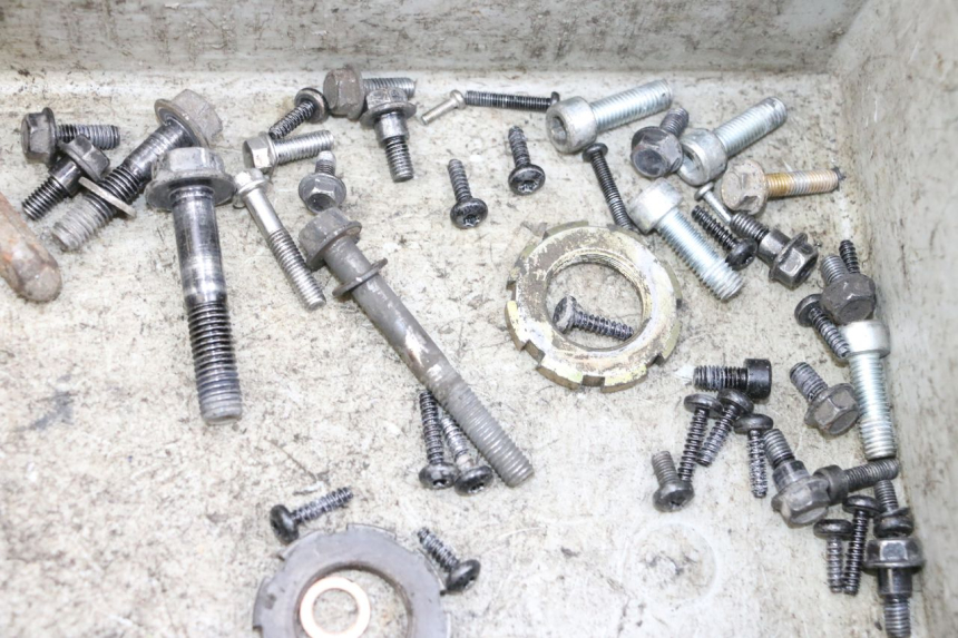 photo de WOREK ŚRUB I ŚRUBEK PEUGEOT SPEEDFIGHT 4 4T EFI 50 (2021 - 2025) - Widok ogólny