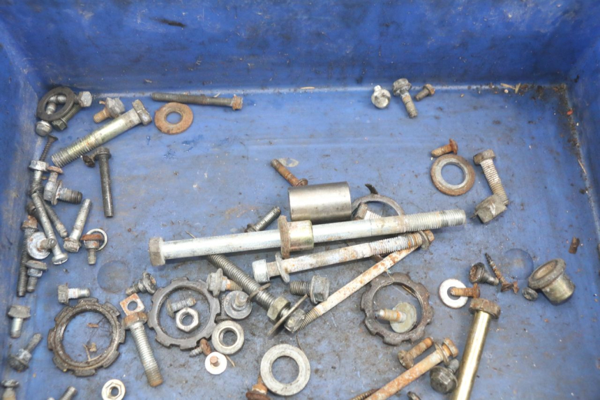 photo de WOREK ŚRUB I ŚRUBEK PEUGEOT SPEEDFIGHT LC 50 (1996 - 2002) - Szczegół części