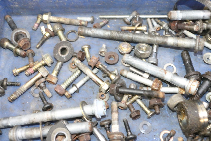 photo de WOREK ŚRUB I ŚRUBEK TRIUMPH SPRINT 900 (1995 - 1998) - Zoom stanu zużycia