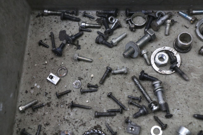 photo de WOREK ŚRUB I WKRĘTÓW APRILIA SR 2T 50 (2018 - 2022) - Szczegół części