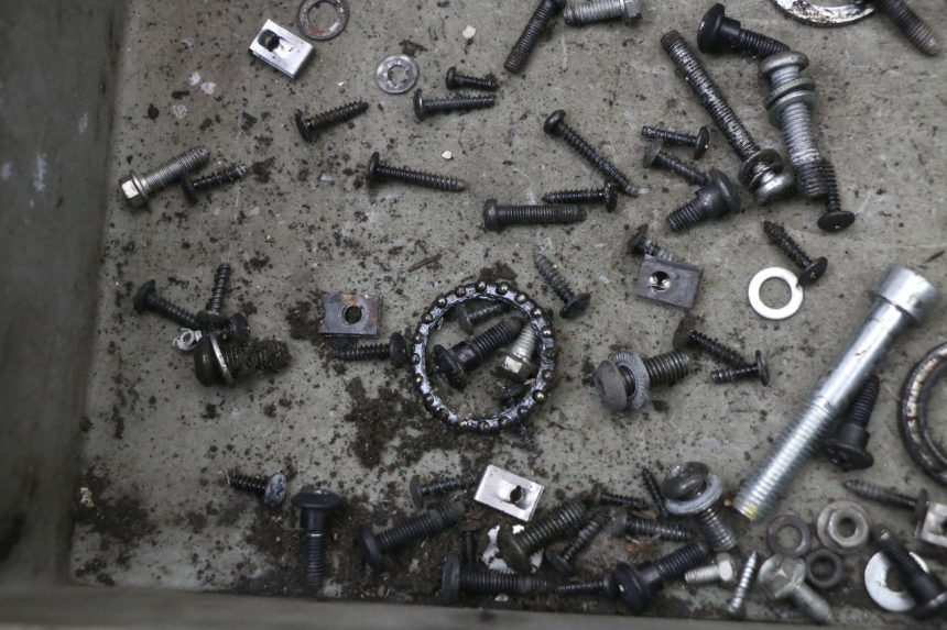 photo de WOREK ŚRUB I WKRĘTÓW APRILIA SR 2T 50 (2018 - 2022) - Inny kąt widzenia