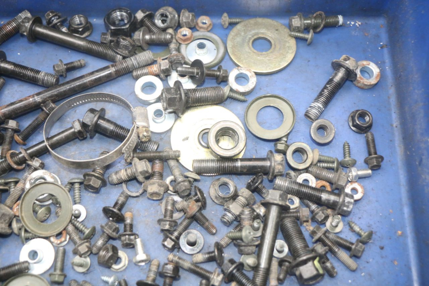 photo de WOREK ŚRUB I WKRĘTÓW HYTRACK ST 170 (2020 - 2024) - Zoom stanu zużycia