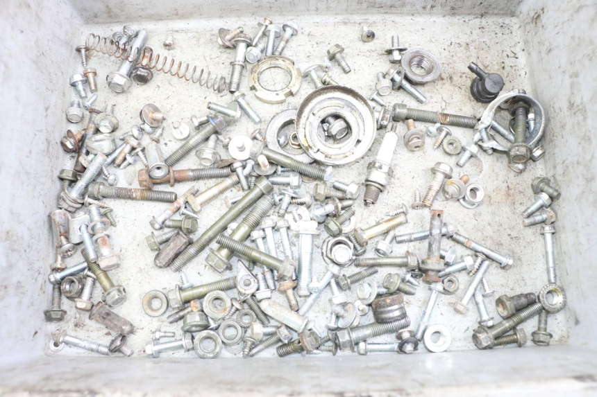 photo de WOREK ŚRUB I WKRĘTÓW VASTRO STREET X 4T 50 (2016 - 2021) - Widok główny