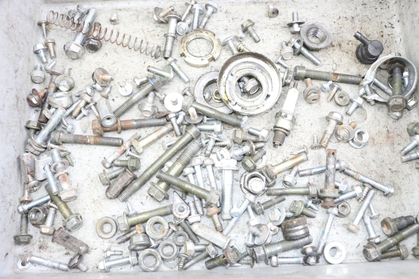 photo de WOREK ŚRUB I WKRĘTÓW VASTRO STREET X 4T 50 (2016 - 2021) - Szczegół części