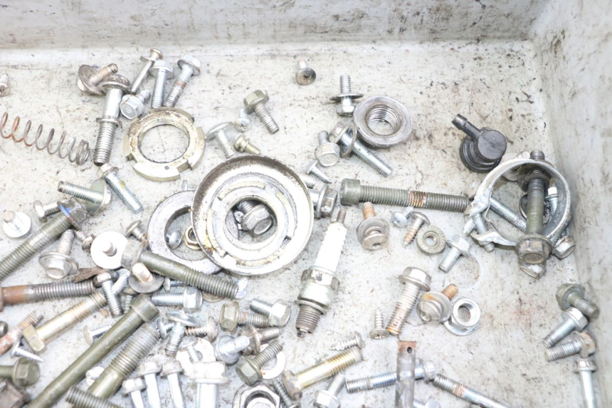 photo de WOREK ŚRUB I WKRĘTÓW VASTRO STREET X 4T 50 (2016 - 2021) - Inny kąt widzenia