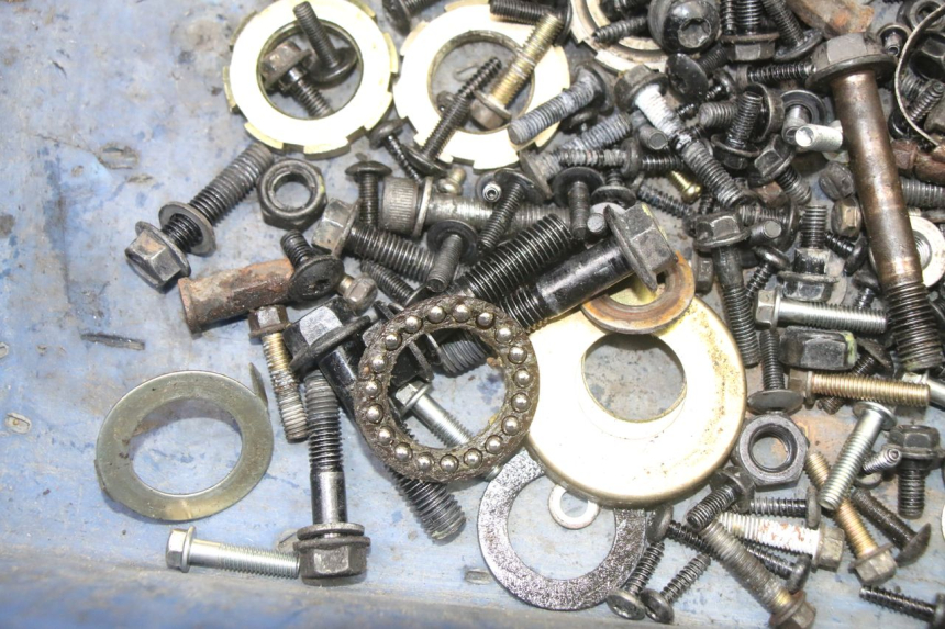 photo de WOREK ŚRUB I WKRĘTÓW PEUGEOT STREETZONE I 2T 50 (2018 - 2020) - Inny kąt widzenia