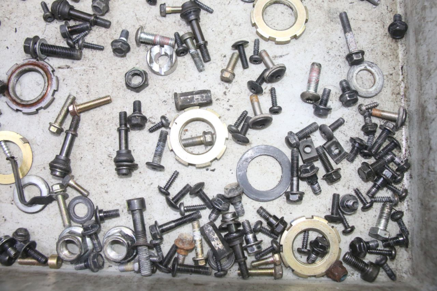 photo de WOREK ŚRUB I WKRĘTÓW PEUGEOT STREETZONE I 2T 50 (2018 - 2020) - Zbliżenie techniczne