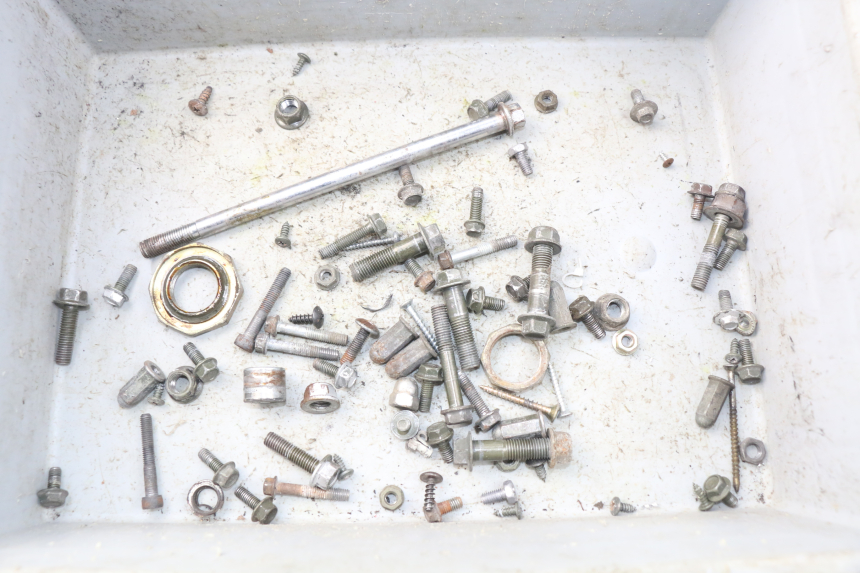 photo de WOREK Z ŚRUBAMI I ELEMENTAMI ZŁĄCZNYMI JM MOTORS SUNNY 50 (2017 - 2020) - Widok główny