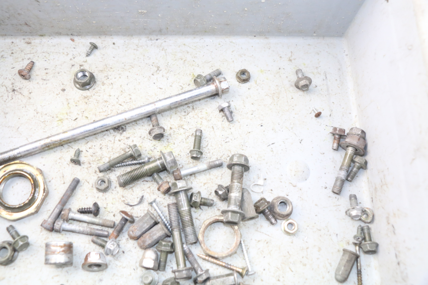 photo de WOREK Z ŚRUBAMI I ELEMENTAMI ZŁĄCZNYMI JM MOTORS SUNNY 50 (2017 - 2020) - Zoom stanu zużycia