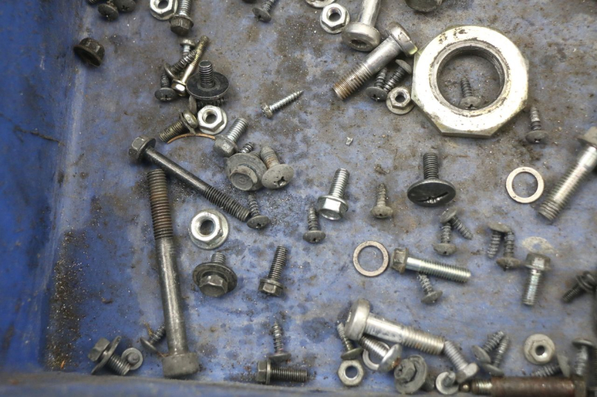 photo de WOREK ŚRUB I WKRĘTÓW KYMCO SUPER 8 4T 50 (2021 - 2024) - Inny kąt widzenia