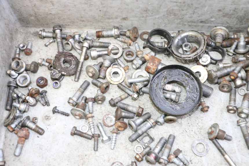 photo de WOREK ŚRUB I WKRĘTÓW KTM SUPERENDURO R 950 (2005 - 2009) - Zoom stanu zużycia