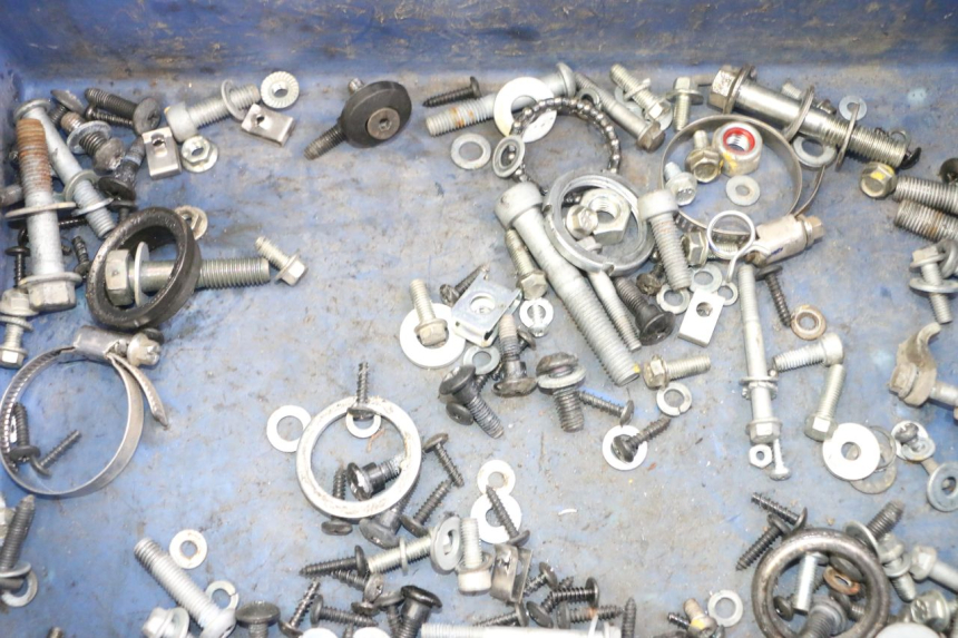 photo de TORBA ZESTAW ŚRUB I WKRĘTÓW APRILIA SXR 50 (2021 - 2023) - Szczegół części