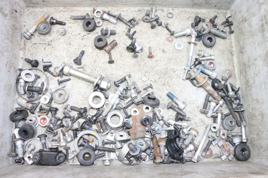 photo de TORBA ZESTAW ŚRUB I WKRĘTÓW APRILIA SXR 50 (2021 - 2023) - Widok główny