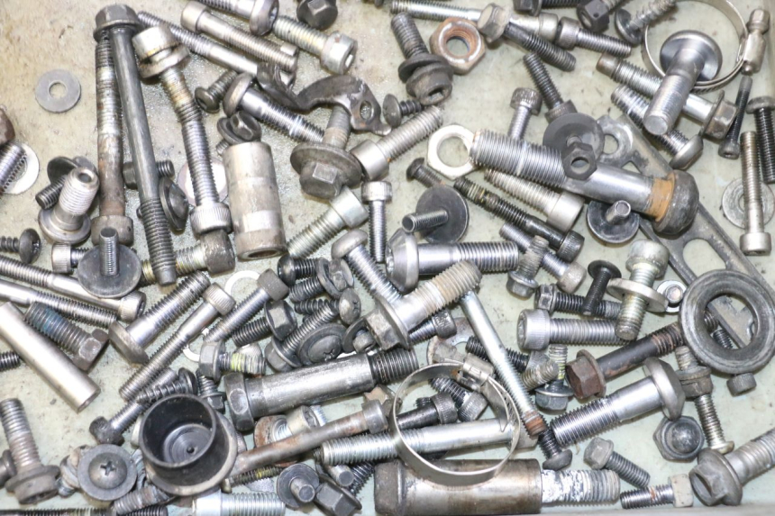 photo de WOREK ŚRUB I WKRĘTÓW YAMAHA TDM ABS 900 (2002 - 2014) - Szczegół części