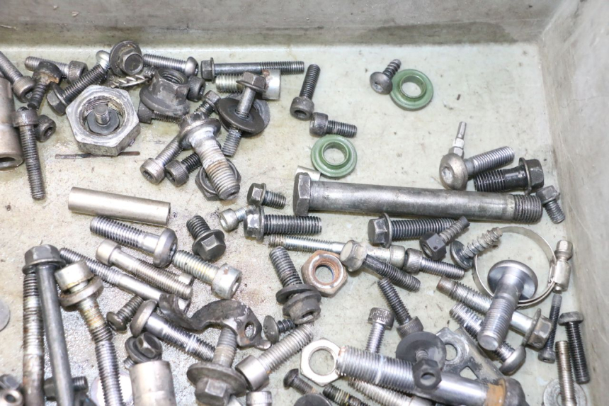 photo de WOREK ŚRUB I WKRĘTÓW YAMAHA TDM ABS 900 (2002 - 2014) - Zbliżenie techniczne