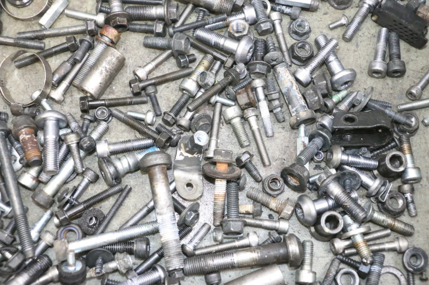 photo de WOREK ŚRUB I WKRĘTÓW YAMAHA TDM ABS 900 (2002 - 2014) - Szczegół części