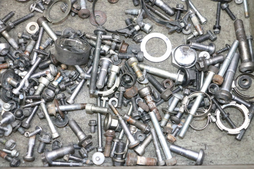 photo de WOREK ŚRUB I WKRĘTÓW YAMAHA TDM ABS 900 (2002 - 2014) - Szczegół części