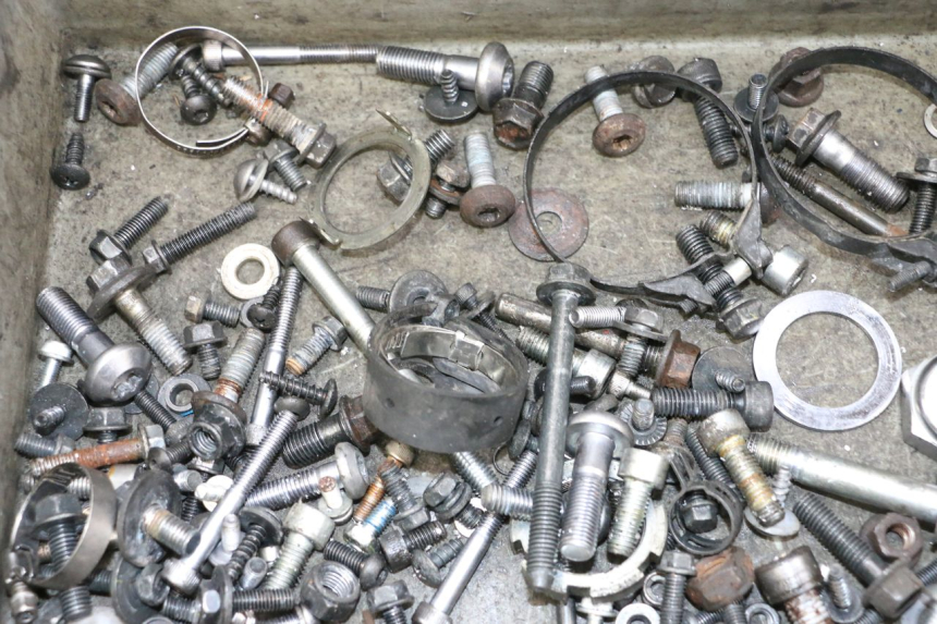 photo de WOREK ŚRUB I WKRĘTÓW YAMAHA TDM ABS 900 (2002 - 2014) - Zoom stanu zużycia