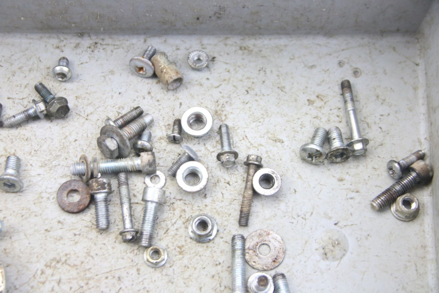 photo de WOREK ŚRUB I WKRĘTÓW NITRO MOTORS THUNDER 125 - Inny kąt widzenia