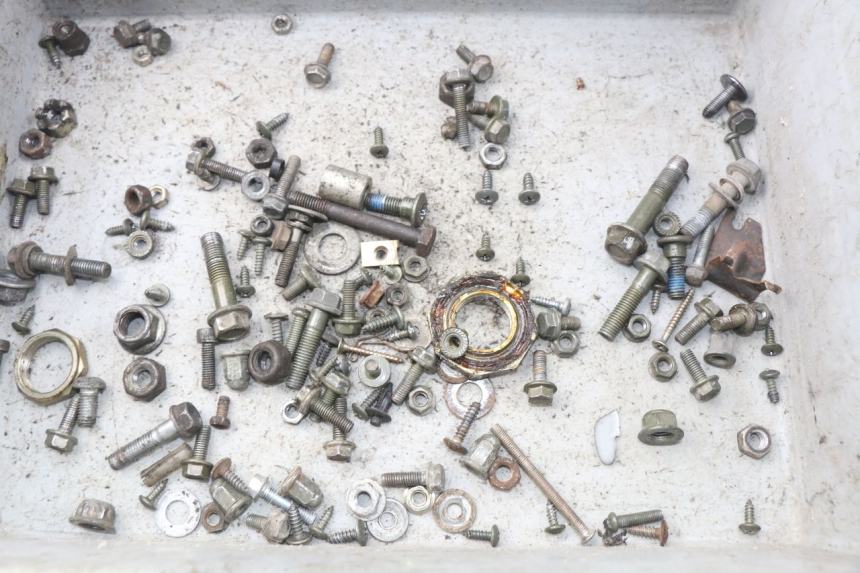 photo de WOREK ŚRUB I WKRĘTÓW BAOTIAN TRAVEL SPIRIT 50 (2010 - 2012) - Szczegół części