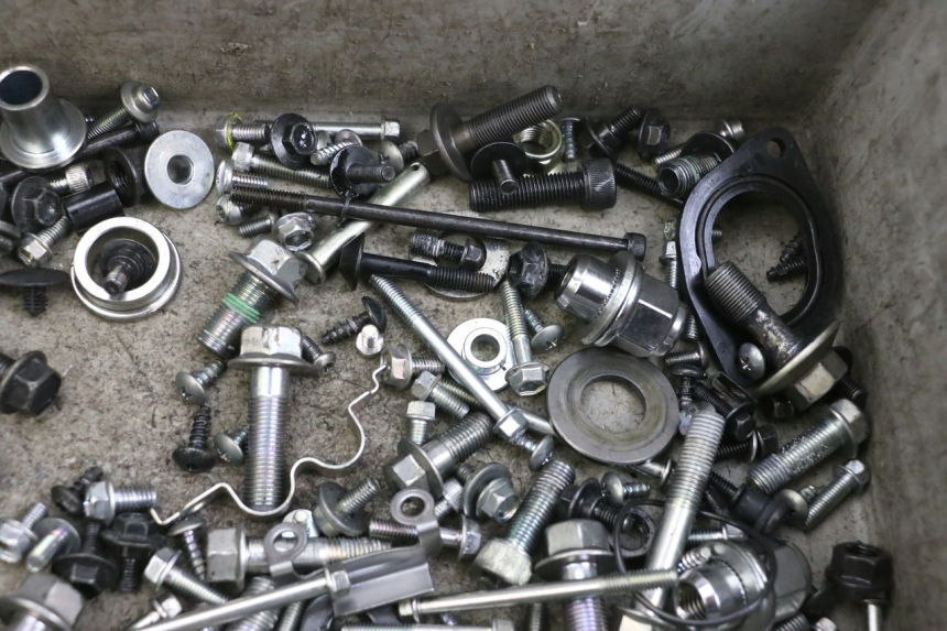 photo de WOREK ŚRUB I WKRĘTÓW YAMAHA TRICITY 300 (2020 - 2024) - Zbliżenie techniczne