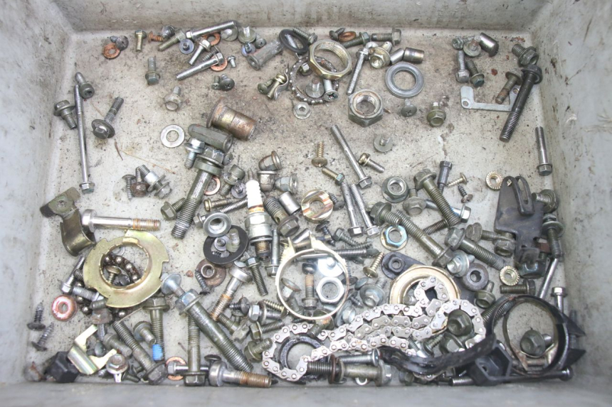 photo de WOREK ŚRUB I WKRĘTÓW PEUGEOT TWEET 4T 50 (2014 - 2019) - Widok główny