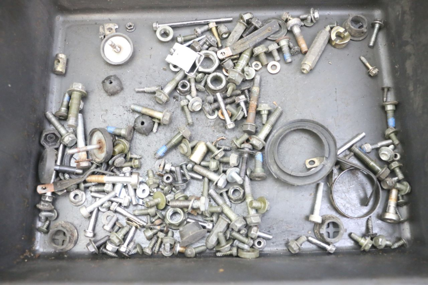 photo de WOREK ŚRUB I WKRĘTÓW PEUGEOT TWEET 4T 50 (2018 - 2022) - Widok główny