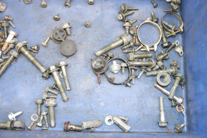 photo de WOREK ŚRUB I WKRĘTÓW PEUGEOT TWEET 4T 50 (2014 - 2019) - Szczegół części