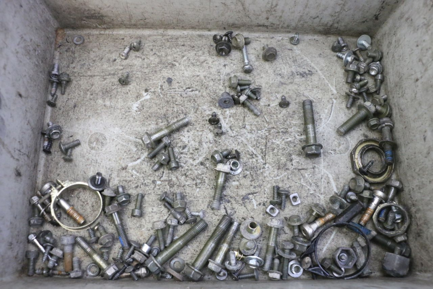 photo de WOREK ŚRUB I WKRĘTÓW PEUGEOT TWEET 4T 50 (2018 - 2022) - Widok główny