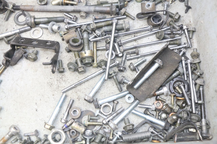 photo de WOREK ŚRUB I WKRĘTÓW PEUGEOT TWEET ACTIVE 4T 50 (2018 - 2022) - Szczegół części