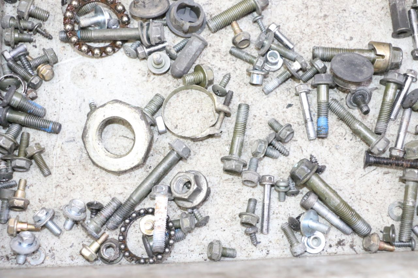 photo de WOREK ŚRUB I WKRĘTÓW PEUGEOT TWEET PRO CARGO 50 (2018 - 2022) - Zoom stanu zużycia