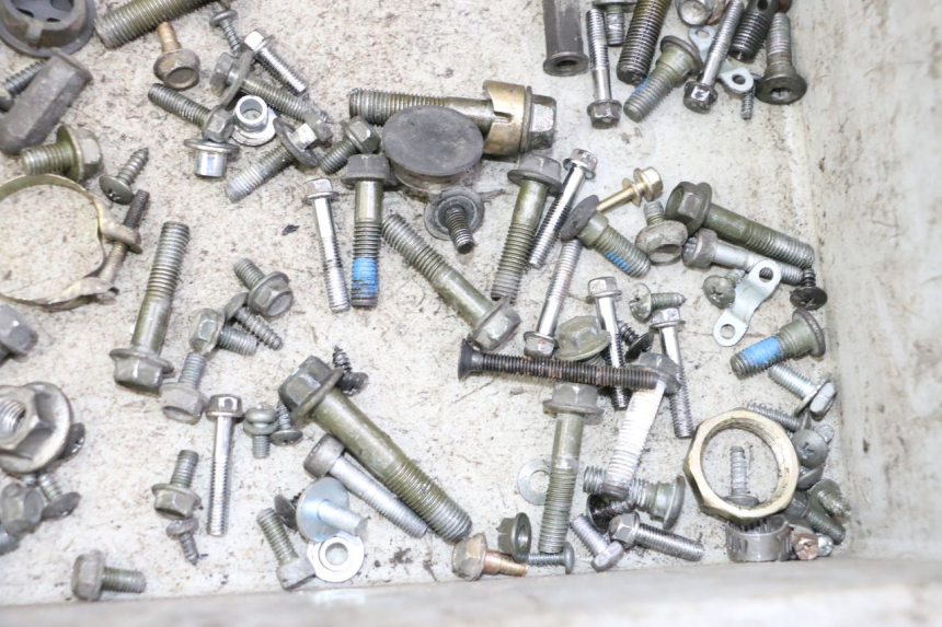 photo de WOREK ŚRUB I WKRĘTÓW PEUGEOT TWEET PRO CARGO 50 (2018 - 2022) - Inny kąt widzenia