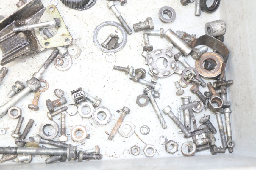 photo de WOREK ŚRUB I WKRĘTÓW PIAGGIO TYPHOON 50 (1993 - 1999) - Zoom stanu zużycia