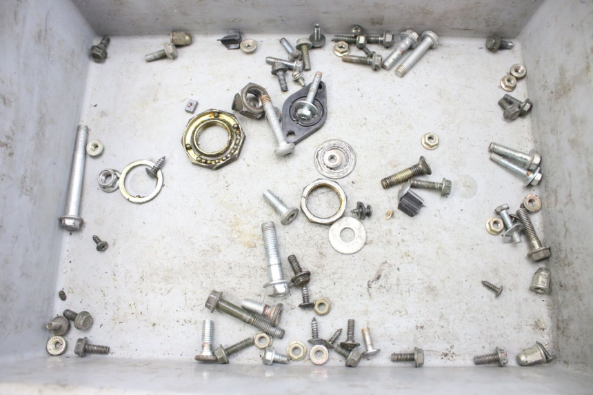 photo de WOREK ŚRUB I WKRĘTÓW PEUGEOT V-CLIC VCLIC 50 (2007 - 2013) - Widok główny