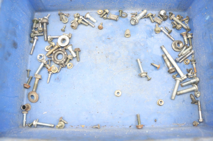 photo de WOREK ŚRUB I WKRĘTÓW PEUGEOT V-CLIC VCLIC 50 (2007 - 2013) - Widok główny