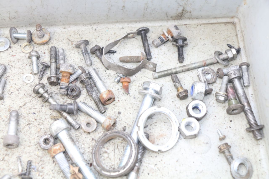 photo de WOREK ŚRUB I WKRĘTÓW PIAGGIO VESPA LX 2T 50 (2005 - 2013) - Inny kąt widzenia